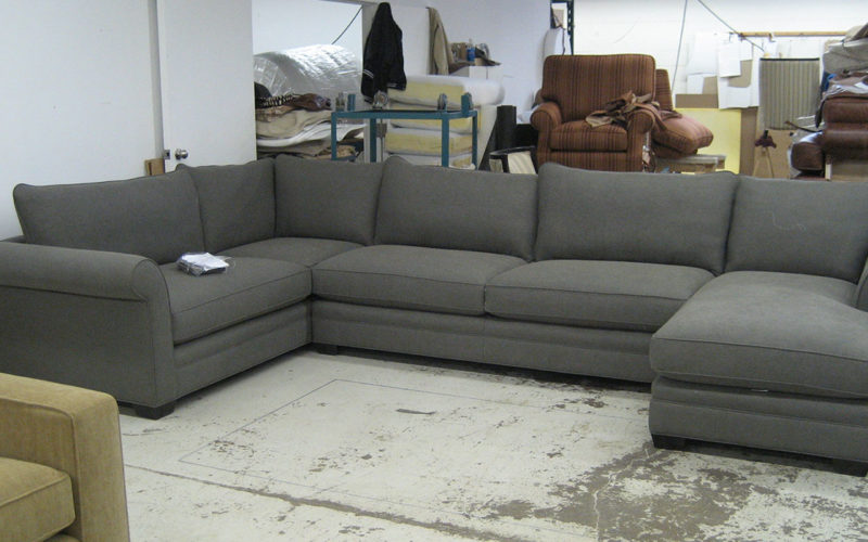 1590 Sectional